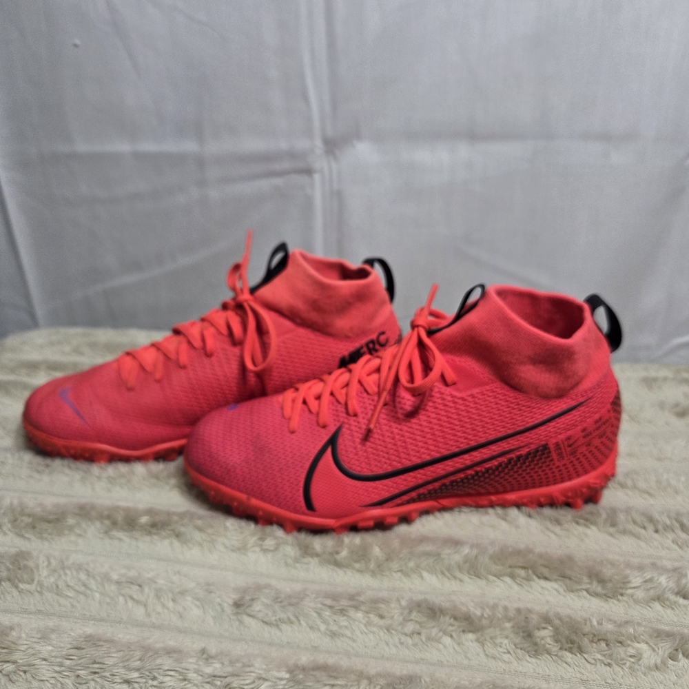 NIKE Jr. Mercurial Superfly 7 Academy TF Kids' Artificial-Turf Soccer Shoe